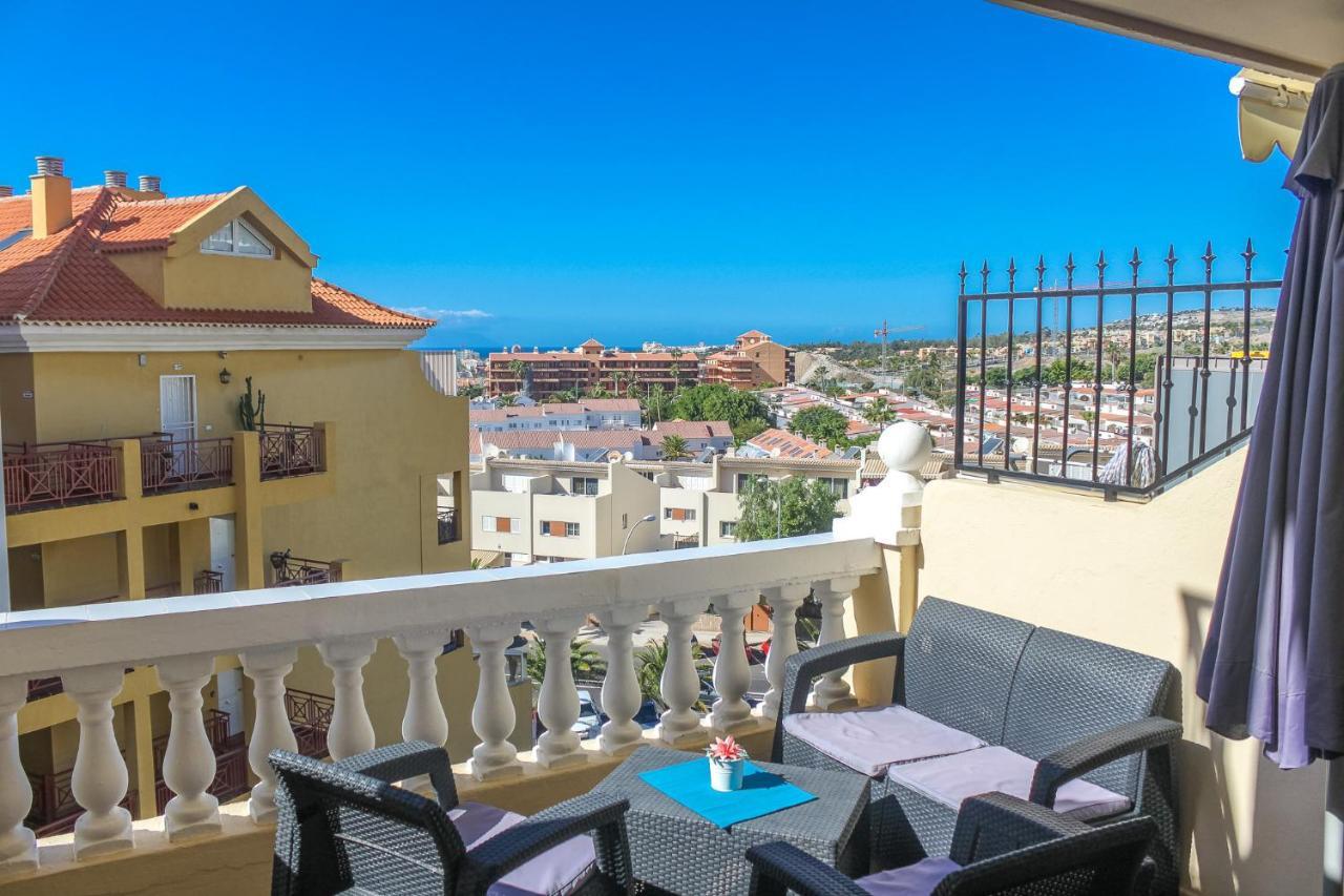 Castle Harbour Phoebe'S Flat Los Cristianos By Lovetenerife Exteriör bild