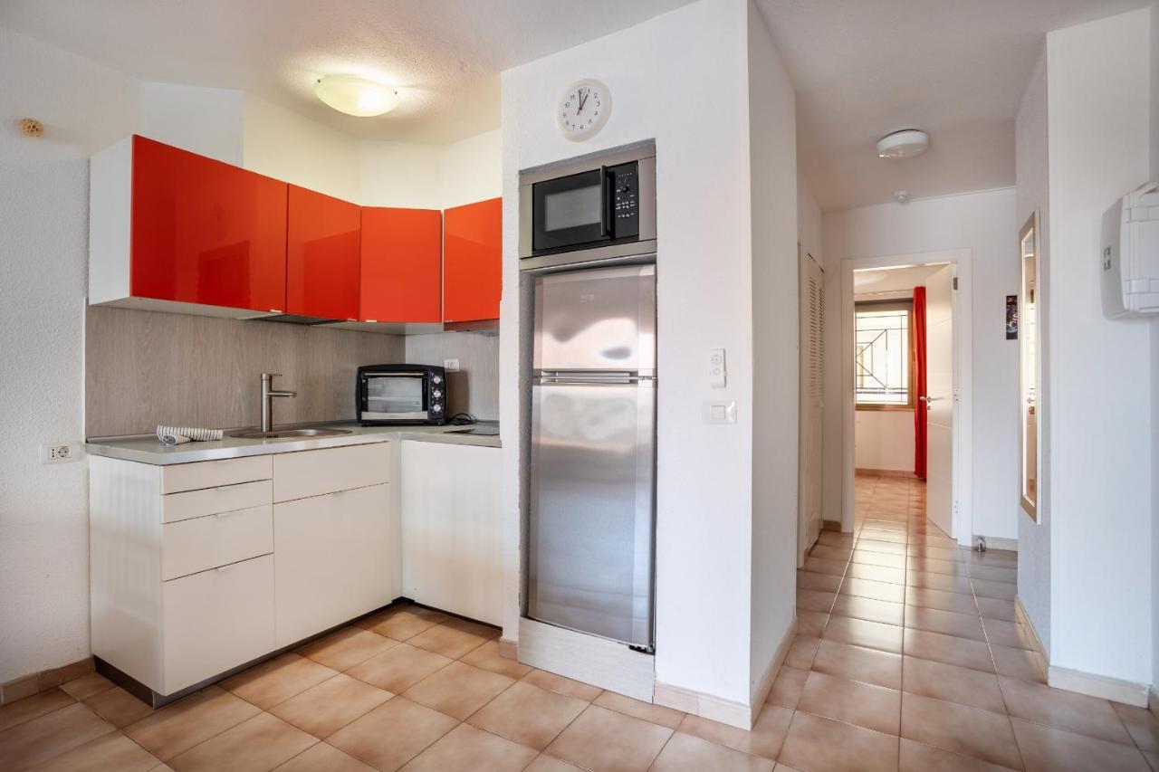 Castle Harbour Phoebe'S Flat Los Cristianos By Lovetenerife Exteriör bild